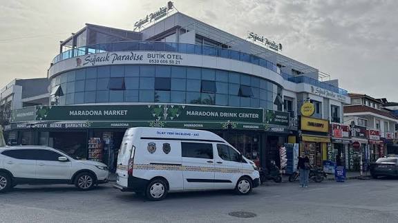 Seferihisar’da Otel Yangını