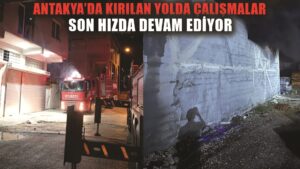 Antakya’da bina yangınından 2 kişi kurtarıldı