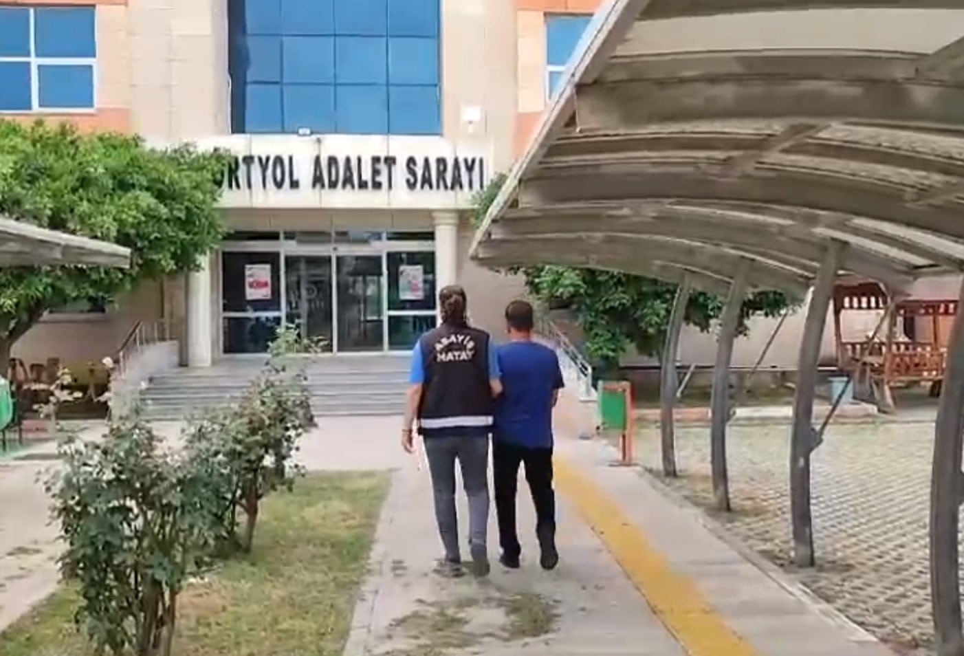 DOLANDIRICILIK ŞÜPHELİSİ TUTUKLANDI