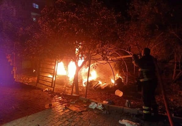 ANTAKYA'DA KONTEYNER YANGINI