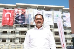 ONLARCA İNSANA MEZAR OLAN 600 KONUTLAR, 22 METREYİ BULAN FORE KAZIKLARLA ADETA 5 AYDA YENİDEN İNŞA EDİLDİ
