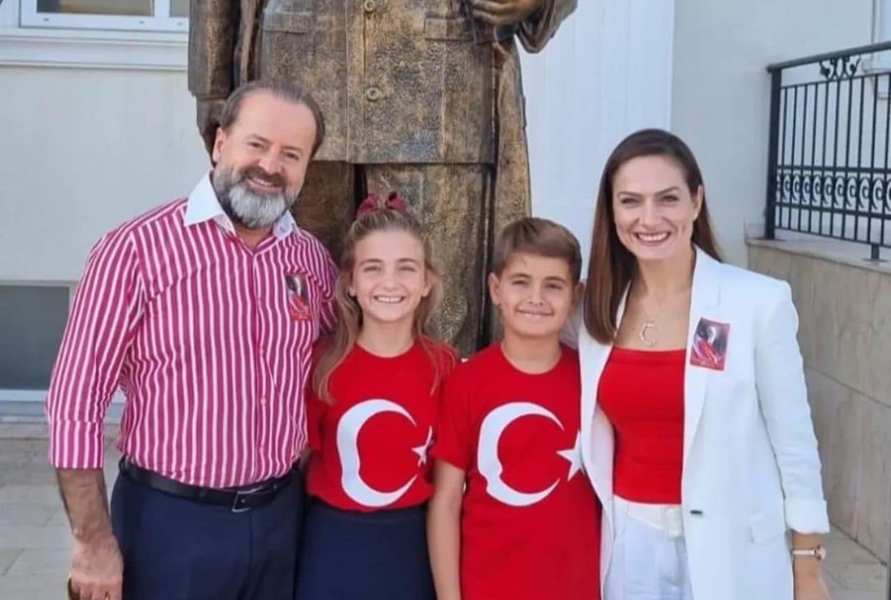 ACILI DOKTOR, DEPREMDE KAYBETTİĞİ EŞİNİN VE 2 EVLADININ ANISINI YAŞATMAK İÇİN OKUL YAPTIRDI