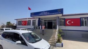 HATAY'DA GÖÇMEN KAÇAKÇISI TUTUKLANDI