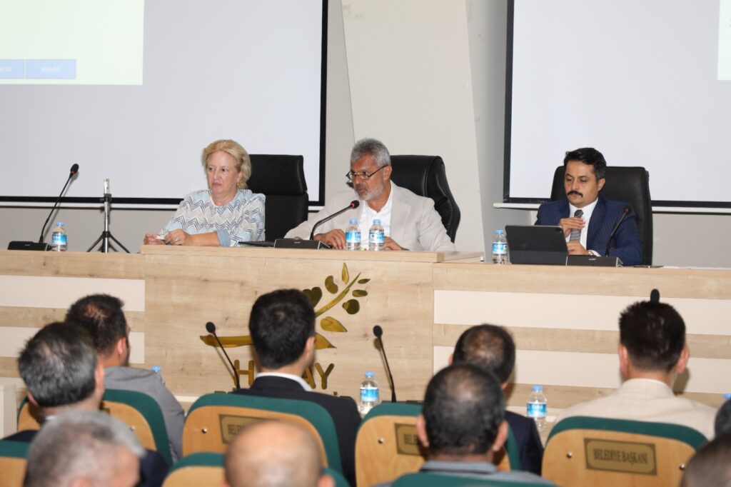 ÖNTÜRK: BİZİM GÖREVİMİZ BİTTİĞİNDE ARAÇLAR BELEDİYENİN OLACAK